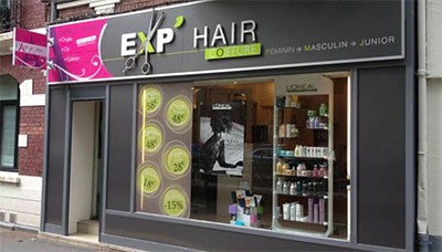 Devanture d'un coiffeur