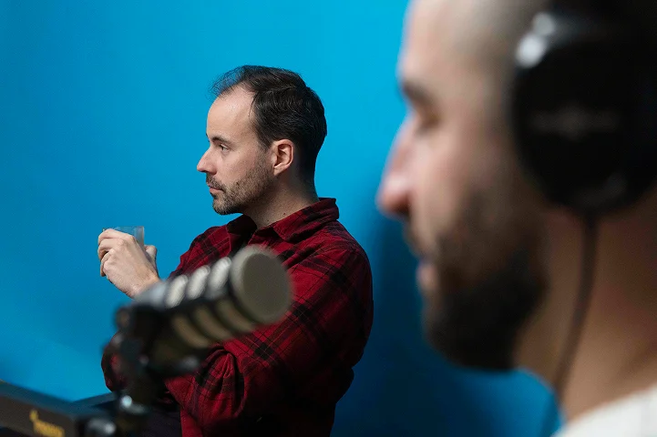 pierre discute podcast